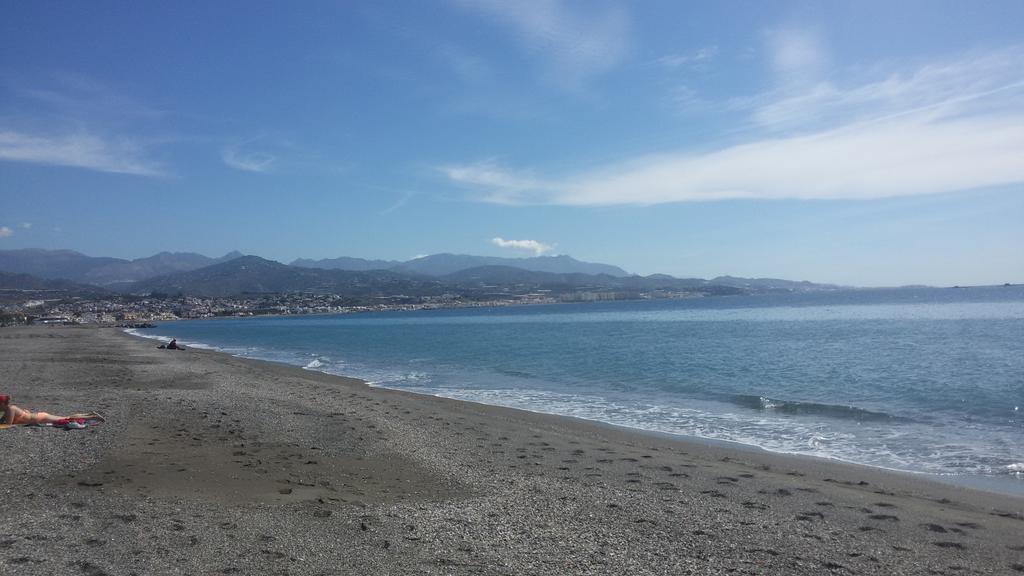 Apartamentos Poniente - Mares Torre Del Mar Eksteriør billede